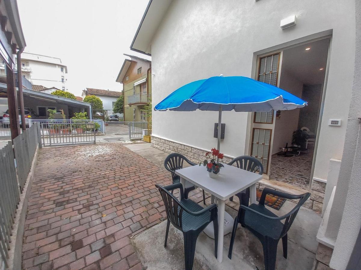 Petlyapartments #12 Bellaria-Igea Marina Exterior photo